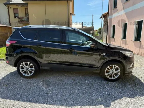 1#9377 Autovettura Ford Kuga