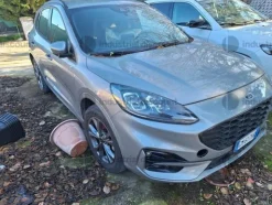2#9730 Autovettura Ford Kuga