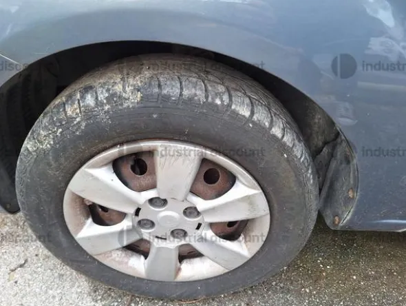 5#9452 Autovettura Kia Rio