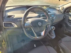 12#8738 Autovettura Lancia Ypsilon