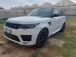 1#9522 Autovettura Land Rover
