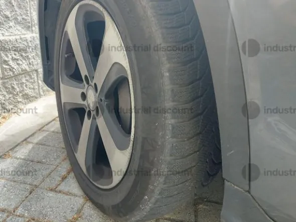 63#8980 Autovettura Mercedes Benz GLC220