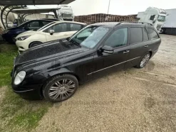 17#9792 Autovettura Mercedes E320