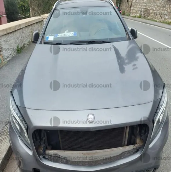 1#8950 Autovettura Mercedes GLA