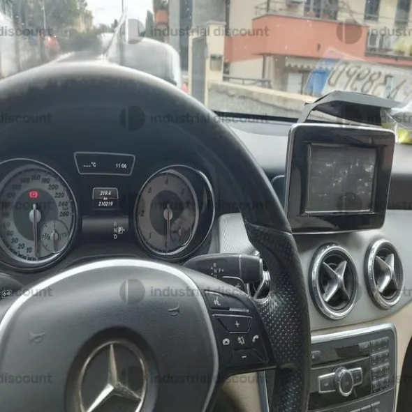 1#8950 Autovettura Mercedes GLA