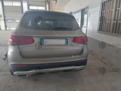 18#9213 Autovettura Mercedes GLC incidentata