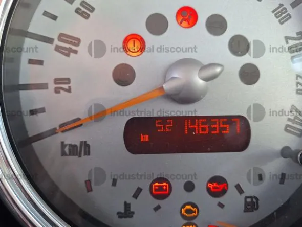 1#9545 Autovettura Mini Cooper S