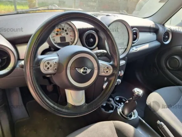 15#9500 Autovettura Mini One