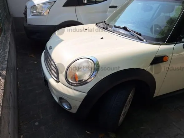 15#9500 Autovettura Mini One