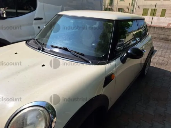 15#9500 Autovettura Mini One