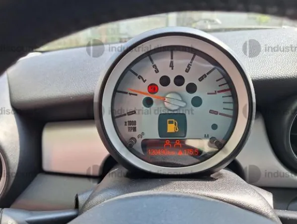 15#9500 Autovettura Mini One