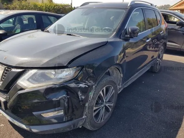 2#10040 Autovettura Nissan x-trail