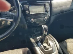 2#10040 Autovettura Nissan x-trail