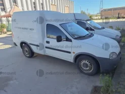 28#10019 Autovettura Opel Combo