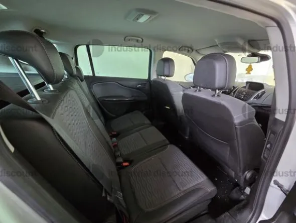 1#9973 Autovettura Opel zafira