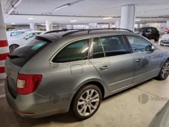 9#9178 Autovettura Skoda Superb 3T
