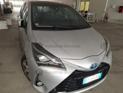 10#9480 Autovettura Toyota Yaris hybrid
