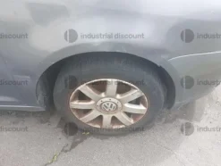 2#10145 Autovettura Volkswagen