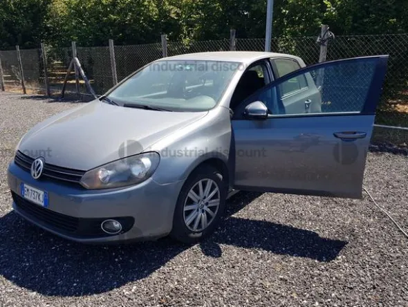 1#9386 Autovettura Volkswagen Golf