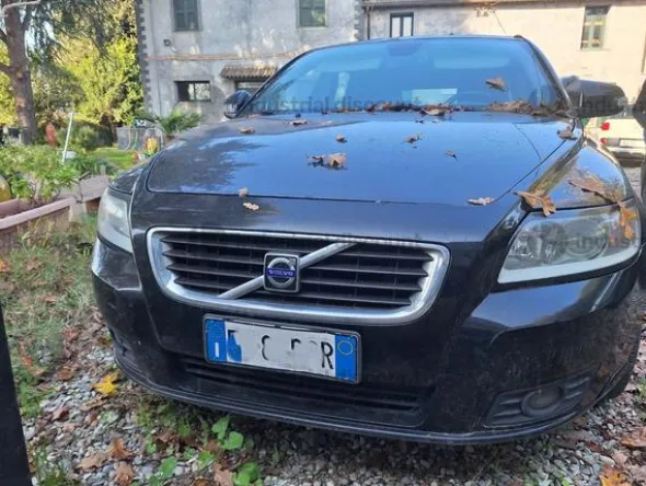 3#9704 AutovetturaVolvo V50