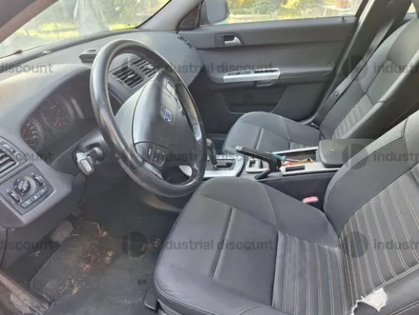 3#9704 AutovetturaVolvo V50