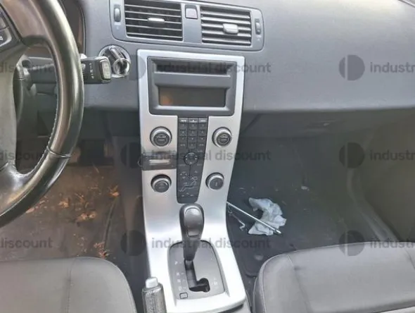 3#9704 AutovetturaVolvo V50