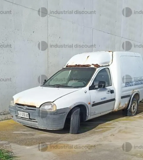 31#10019 Autovetture Opel Combo e Fiat Punto