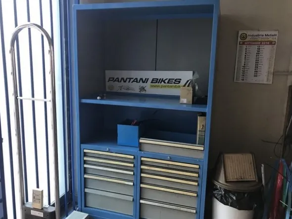 1#5221 Banchi da lavoro e accessori riparazione biciclette