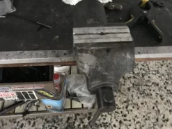 1#5221 Banchi da lavoro e accessori riparazione biciclette