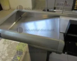 12#9809 Banco cassa e scaffalatura