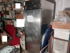 1#8037 Banco frigo Antartika e rastrelliere