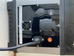 22#4979 Batteria portatile Output e inverter con pannello fotovoltaico