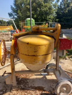 Betoniera 300 l monofase 220 volt