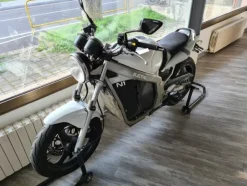 39#7255 Bici elettriche e moto elettrica
