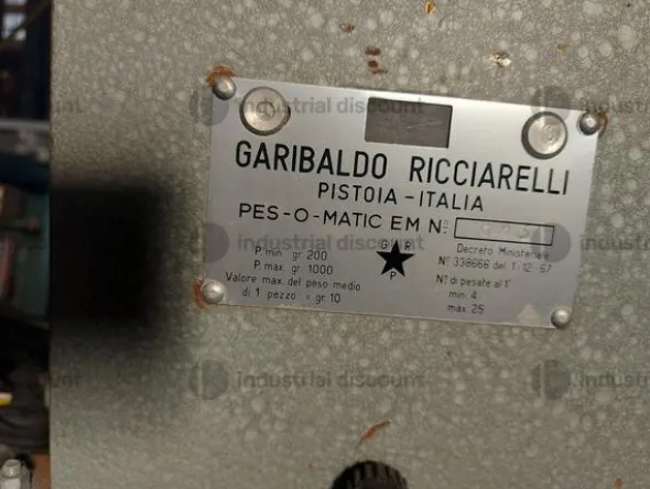 34#8995 Bilance Ricciarelli