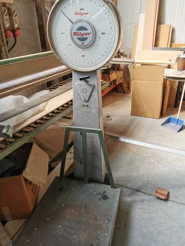 Bilancia professionale FULGOR portata massima 150kg