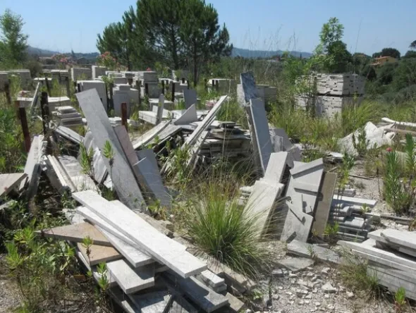 7#7563 Blocchi e lastre di marmo