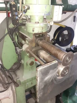 Bordatrice pneumatica