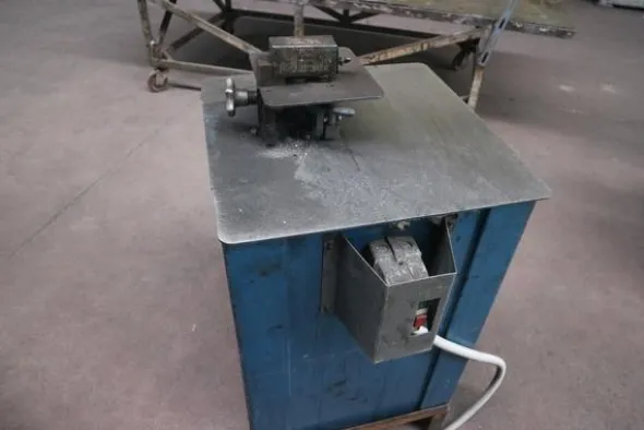 15#3998 Bordatrici Lockformer