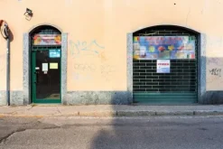 #14907 Bottega commerciale con retro magazzino