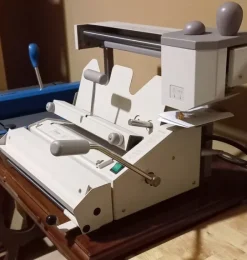 4#7334 Brossuratrice FastBind