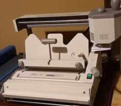 4#7334 Brossuratrice FastBind