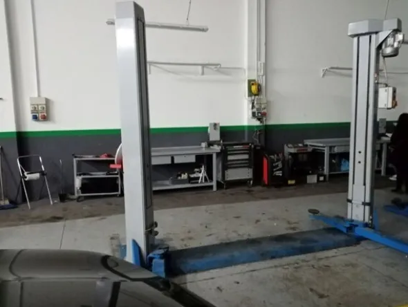 1#7041 Cabina di verniciaturaBlowtherm e attrezzature officina