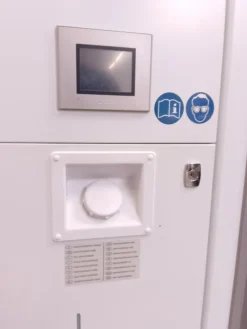 CABINA PER PROVA FOTOSENSIBILITÀ–WEISS(COD. LAB-FOR-32)
