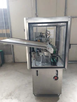 CA81 Capsulatrice Nortan UNICAP 35 usata 2500 BPH