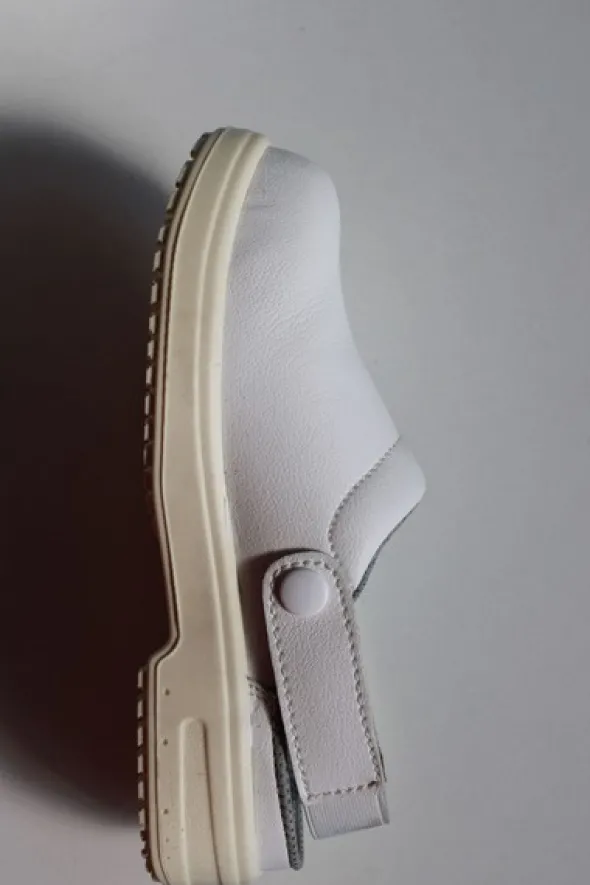 117#5240 Calzature sanitarie Safe Way 00E111SBEA
