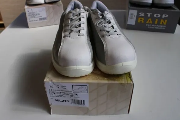 95#5240 Calzature sanitarie Safe Way