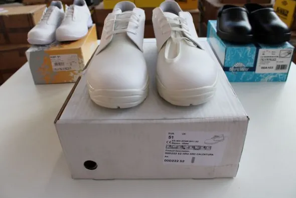 88#5240 Calzature sanitarie Safe Way