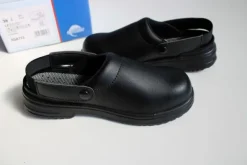 107#5240 Calzature sanitarie Safe Way A101