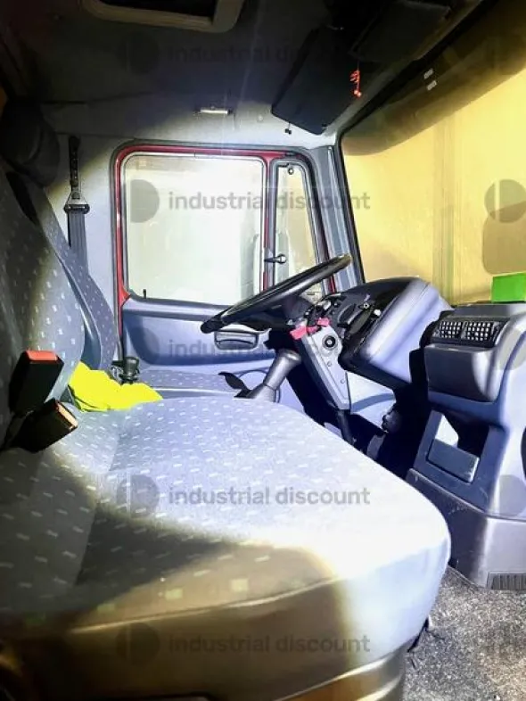 19#8897 Camion DAF 45